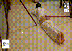 浅唱洒泪回馈广大粉丝之公堂板子试水