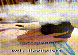 跪着挨打的样子看起来就特别乖